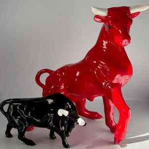 1960&#39;s Vintage Ceramic Red & Black Spanish Fighting Bull Figurines (TLC)