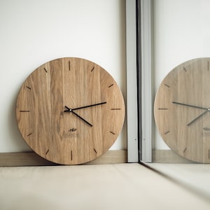 Oak Wood Wall Clock Engraved Personalised Custom Unique Family Wedding Gift image 2