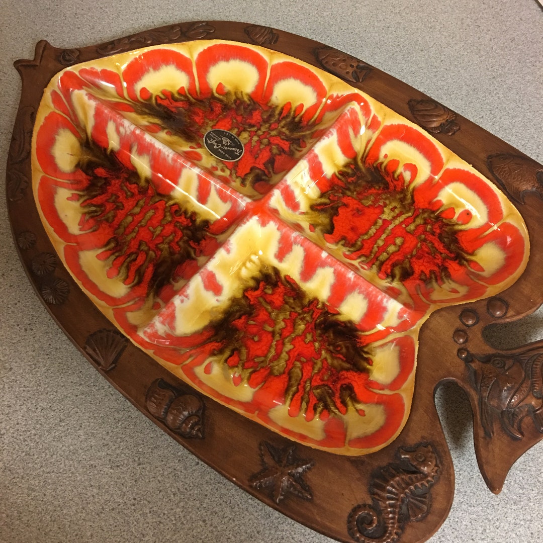 Vintage Treasure Craft of California Large Glased Fish Divided  Made in Excellent