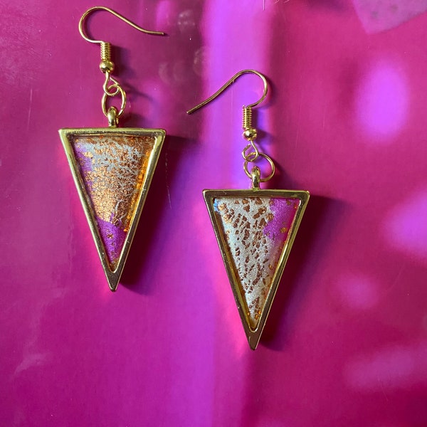 Boucles d’oreilles fantaisie forme triangle