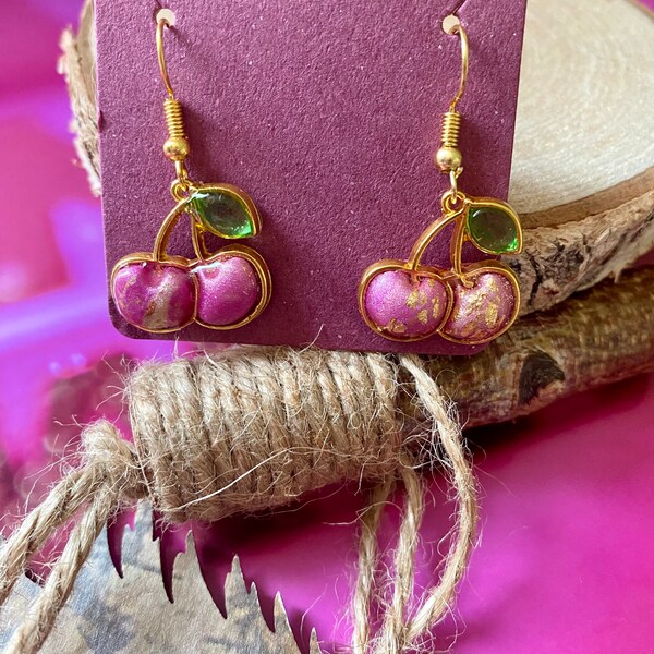 Boucles d’oreilles cerise doré et colorée