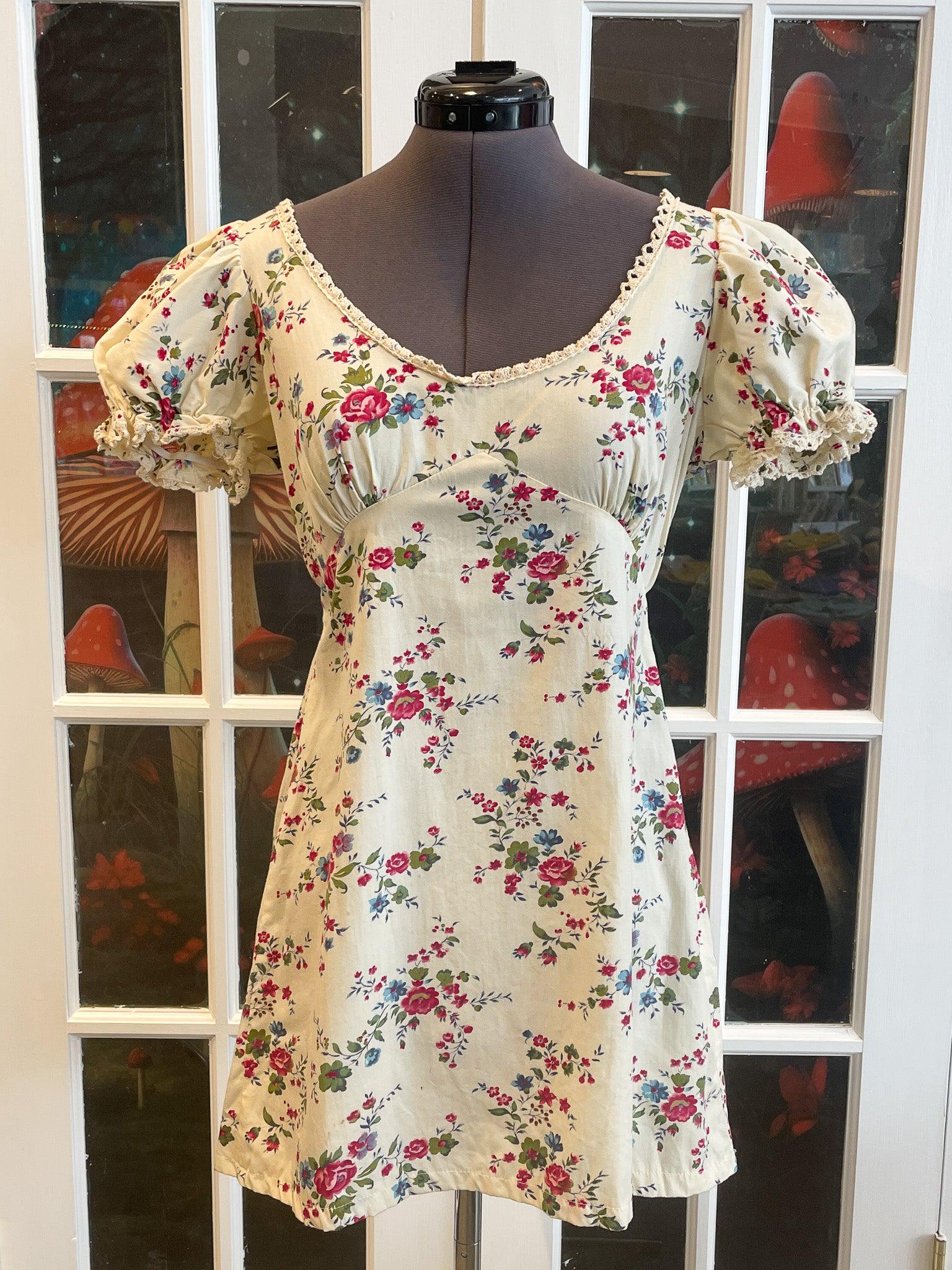 princess polly baby blue dress Vintage VINTAGE ROXY 2000s FLOWERS MINI DRESS main image 1