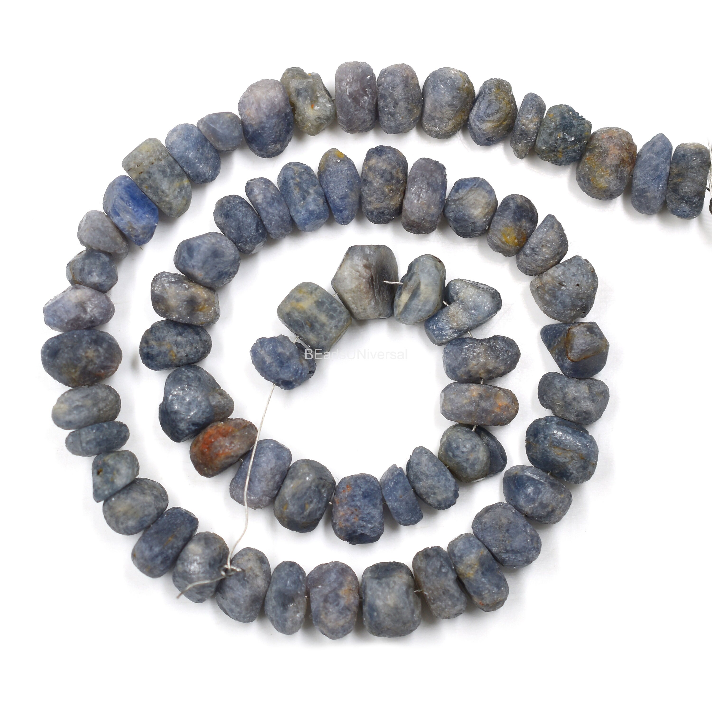 Blauer Saphir Rough Nugget Bead Strang 4 bis 15mm Unpolierte Nugget Perlen 13Inche Stränge Crystal Raw machen Perlen rau für Schmuck Versorgung