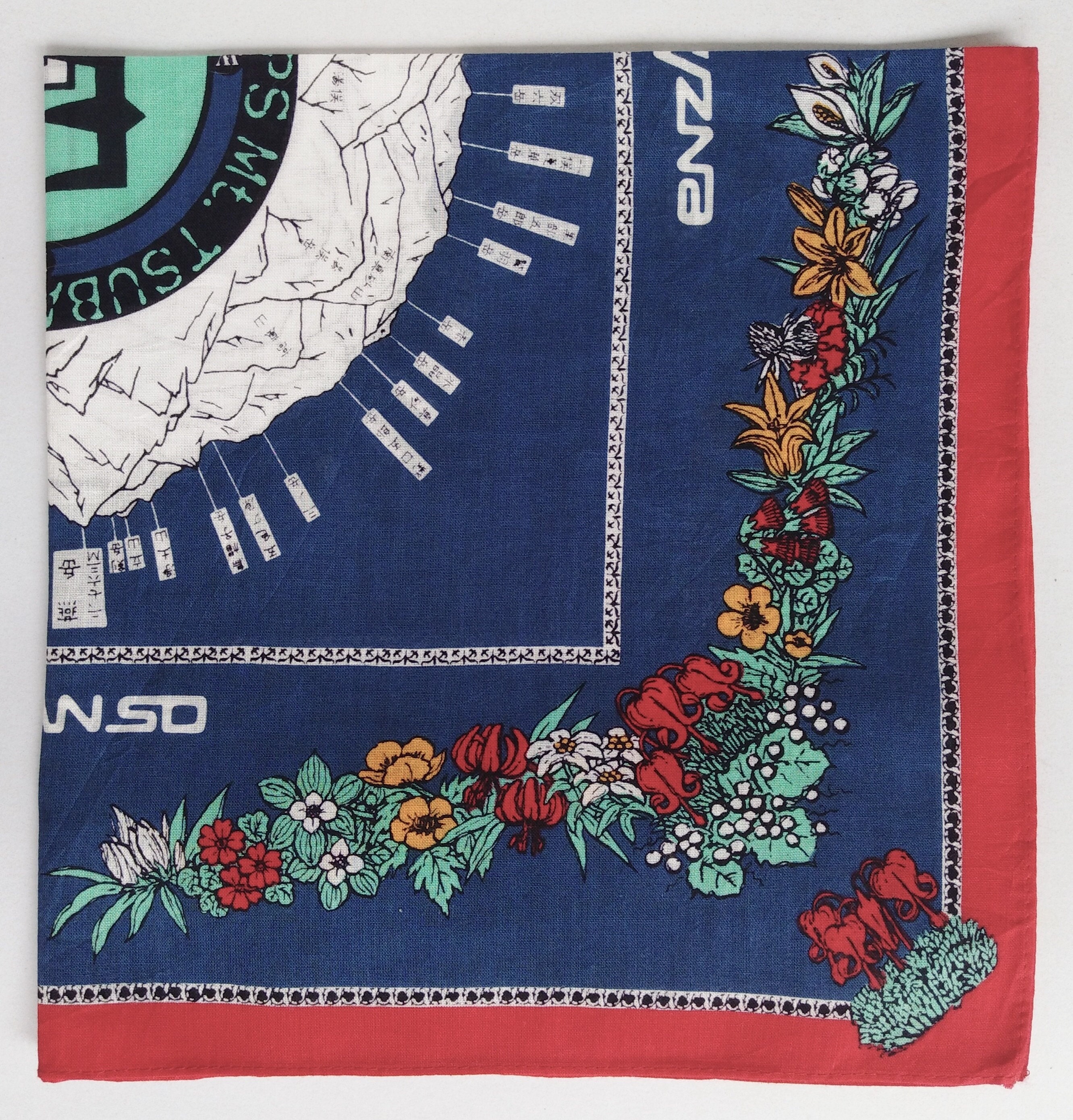 Mount Tsubakuro Hanky Bandana, Infografik Big Panorama 360 Nippon Alpen, 20 "x 20" Zoll, Camping Bandana, Baumwolle, Enzanso Mountain Hut