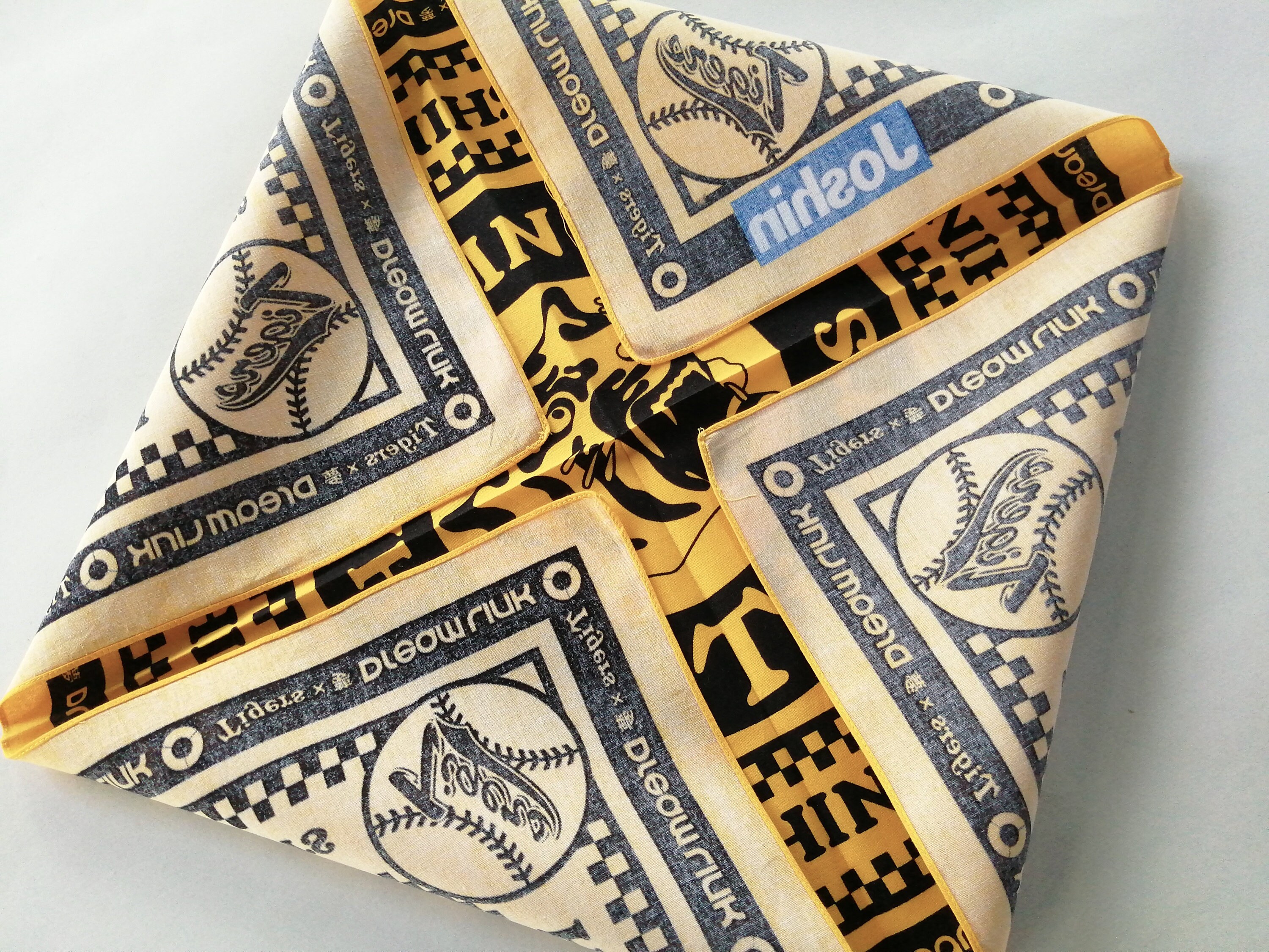 【35%OFF】 Hanshin Tigers 23 Bandana, Promo Dreamlink X Clothing