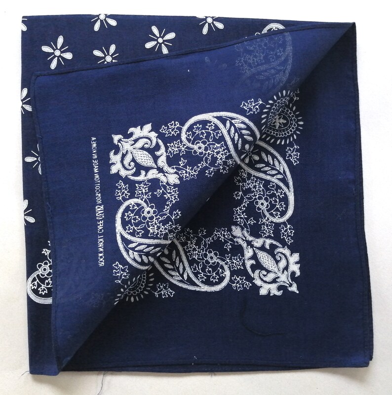 Blue Floral Double Scalloped Edge Bandana