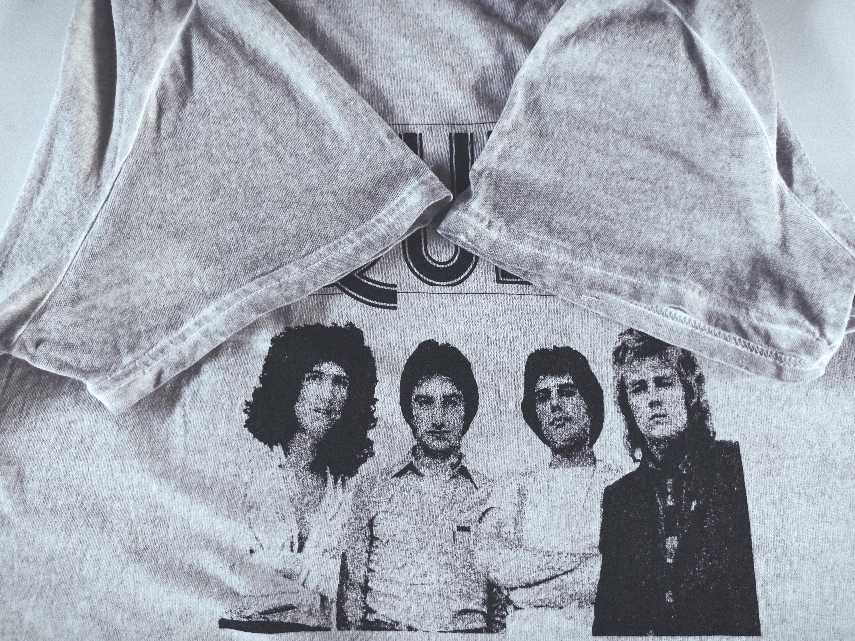 Queen T-shirt, on Tour '79 Germany, Size XL, Holiday Gifts Queen T-shirt, on Tour '79 Germany, Size XL, Holiday Gifts