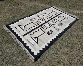 5x8 Handwoven Navajo Rug , Kilim Rug , Wool Rug , North East American Rug , Modern Design , Native Wool Rug , Area Rug , Navajo Tapestry rug