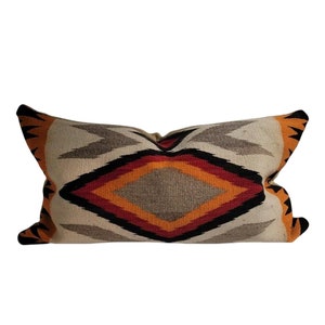 Copricuscino per tappeto Navajo tessuto a mano 18"x32", federa con motivo del sud-ovest, federa per kilim turco, federa per cuscino decorativo per matrimonio (coppia)