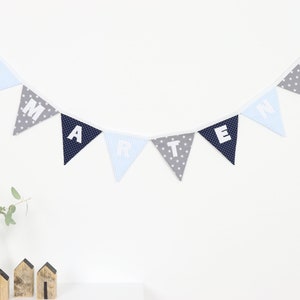 Gagliardetto catena con nome grigio azzurro blu scuro cucito a mano decorazione cameretta bambini ghirlanda stelle pois strisce decorazione gagliardetto personalizzato