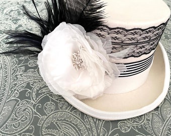 BLACK & WHITE HAT Top Hat Medium