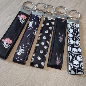 New Halloween Skeleton Key Fob Collection - Skulls Wristlets - Bones Key Chain