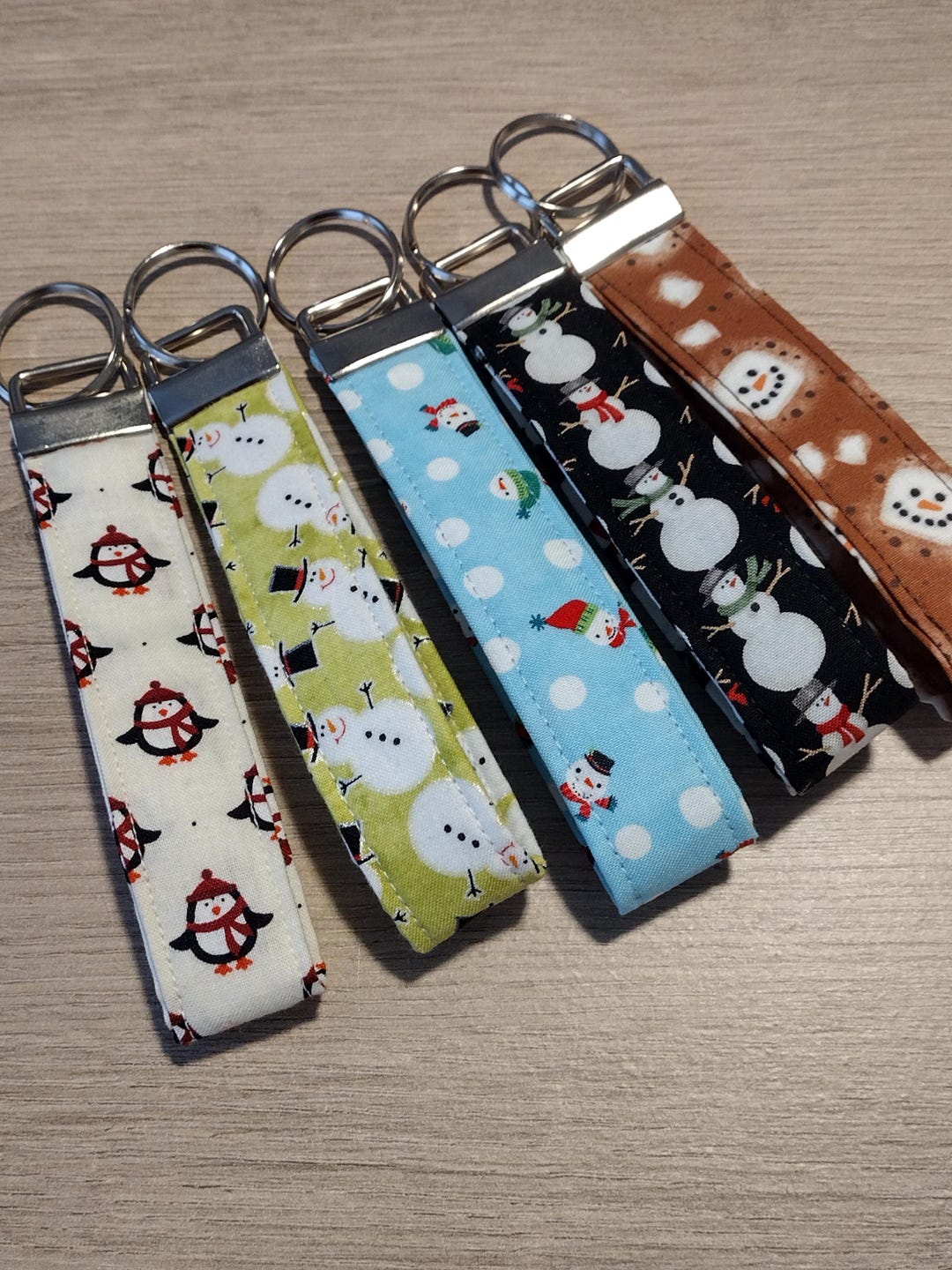 Winter Key Fobs - Snowmen Key Chain - Snow Wristlets - Etsy