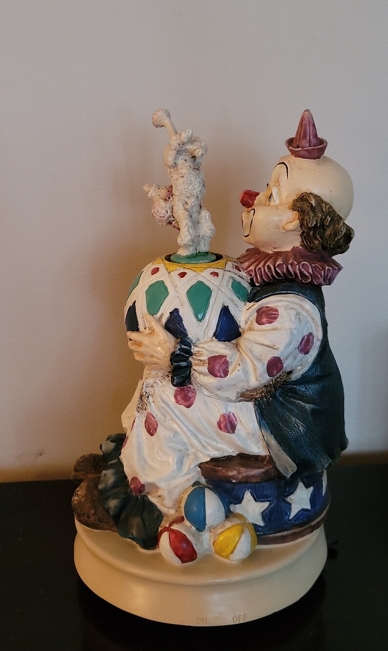 Melody in Motion Clown 1997 Be a Clown Spins the Poodle Etsy