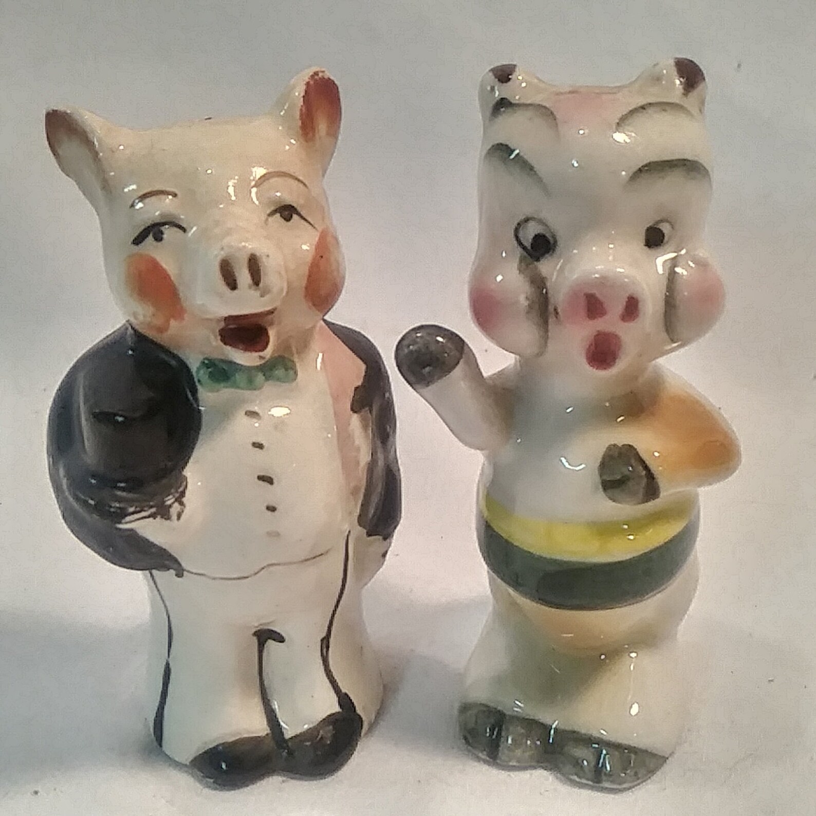 Vintage Pig Salt and Pepper Shakers Collectible Display Etsy