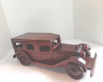 Handmade Antique Wooden Car - 1927 Reo Sedan A -  Very Good Condition - 16" Long
