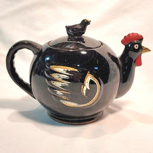 Japan Handpainted 1960's Teaot - Vintage - Collectible