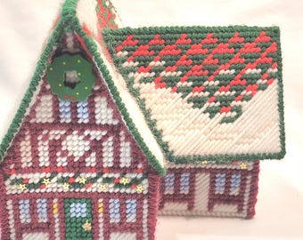 Vintage Plastic Canvas Christmas House – Collectible Holiday Decor