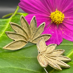 lotus flower earrings,Lotus earrings