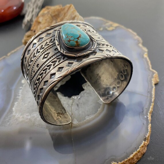 アート・デザイン・音楽 American Indian Jewelry II Tawney Cruz-willie Sterling Silver Turquoise Stamped Wide Bracelet