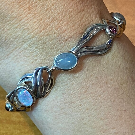 Rare Twirling Opal Vintage Taos Sterling Silver Native American Jewelry Necklace Rare Twirling Opal Vintage Taos Sterling Silver Native American Jewelry Necklace