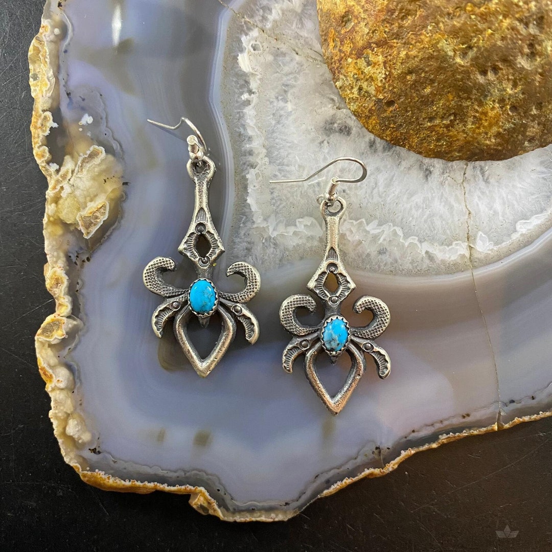 Sterling Silver Zia Dangle Earrings – Native Made by K. Billah