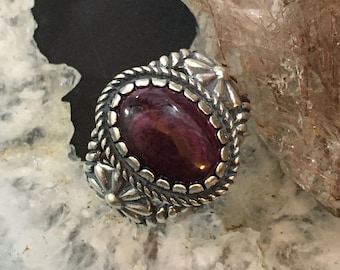 Carolyn Pollack Vintage Sterling Silver Oval Purple Spiny Oyster Decorated Ring For Women