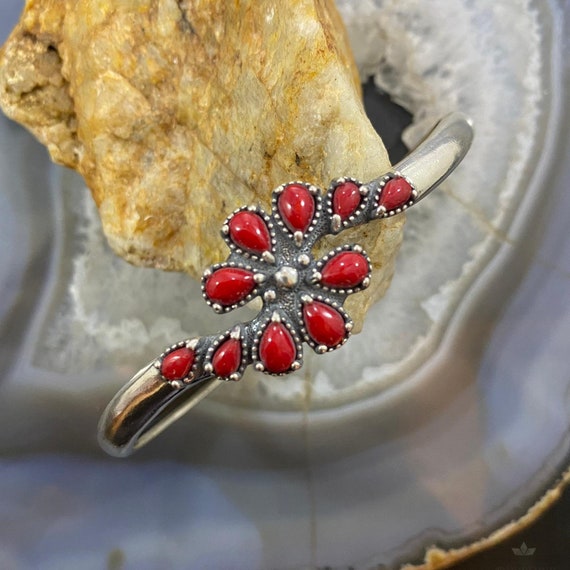 Vibrant Native American Navajo 4 Corals Sterling Silver Florals Bracelet Vibrant Native American Navajo 4 Corals Sterling Silver Florals Bracelet