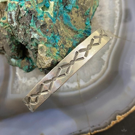 Nora Tahe ヴィンテージ スターリングシルバー 刻印入りブレスレット