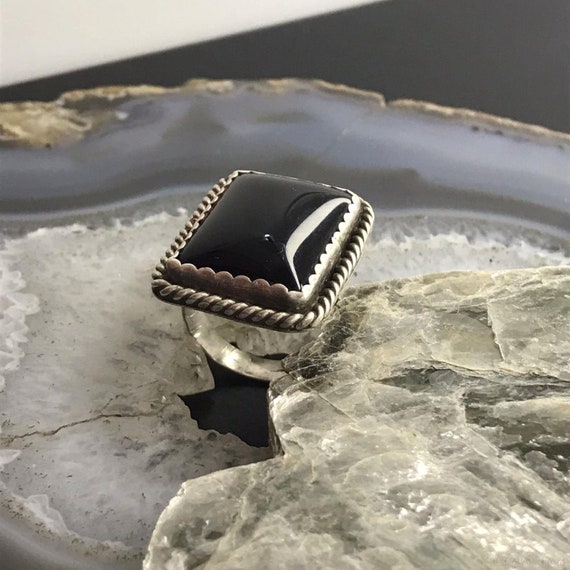 Vintage Silver Rectangle Onyx Split Shank Ring Si… - image 5