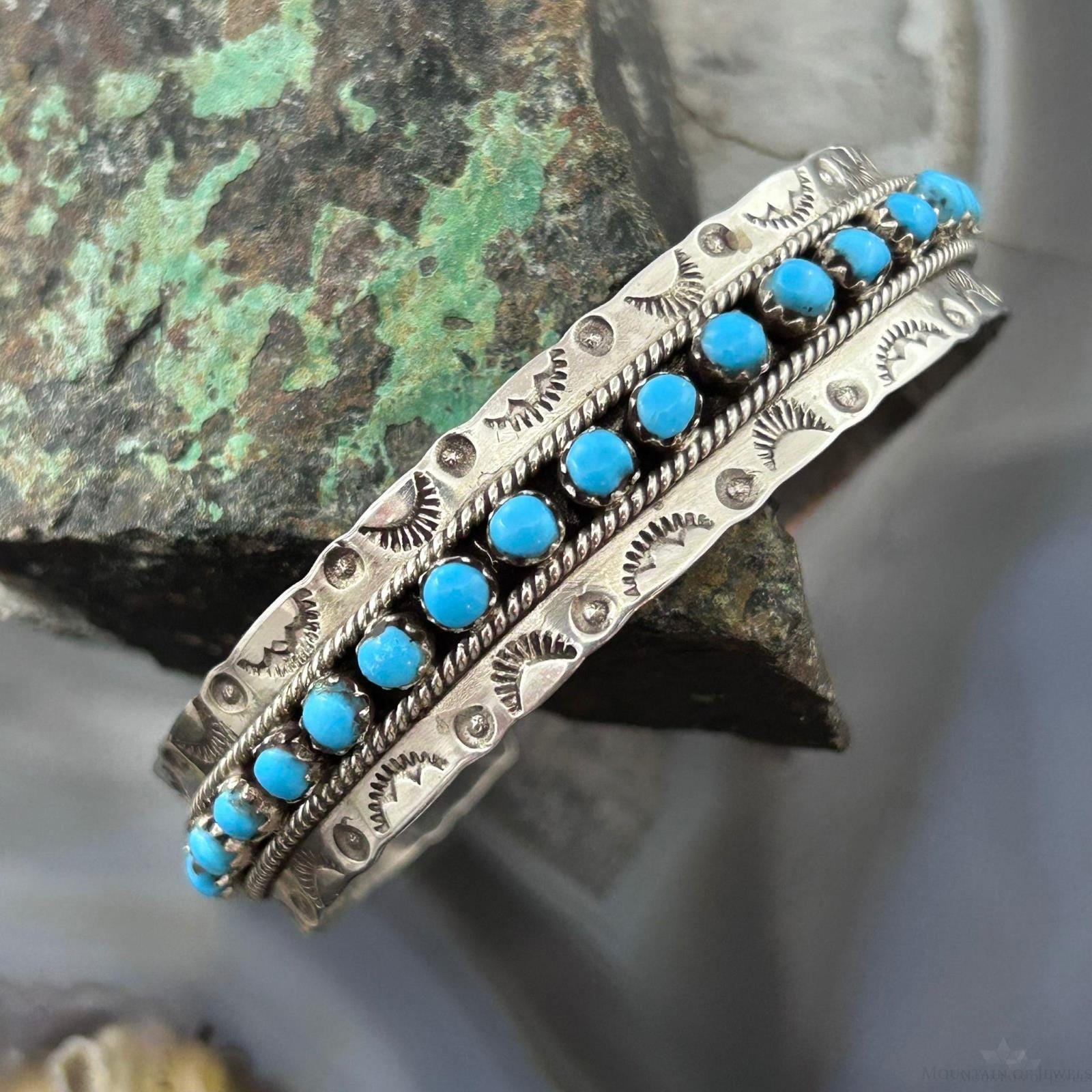 ピヨ⭐️ ズニ族　JASON & PEARL UKESTINE　バングル Jason Pearl Ukestine - Etsy