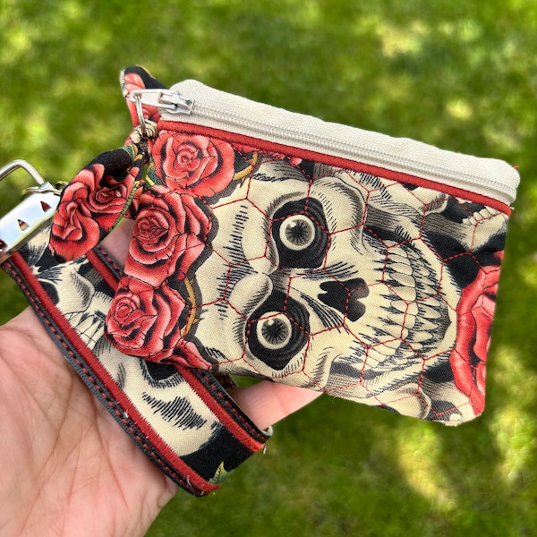 Skull card holder, skeleton card holder, witch card holder, Halloween keychain wallet, skull keychain wallet, witch mini wallet, goth wallet