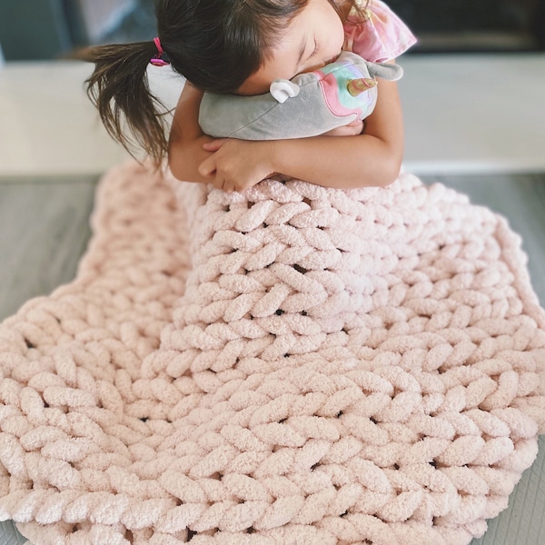 Children’s Chunky Knit Blanket | Kid’s Blanket | Baby Blanket | 25x30in | Handmade | Chenille Blanket | Knitted | Kid’s Gifts