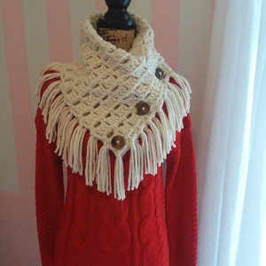 Crochet Cowl with Fringe | Handmade Neck Warmer | Crochet Gift | Cowl with Wooden Buttons