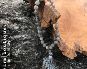 Mujaji (AA) Pocket Mala | Labradorite | Water Element | 27 beads | Hand-Knotted | Ornate Balinese Silver Marker Beads | Silk Tassel