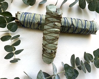 Rosemary Bundle | Alternative Sacred Smoke Stick | White Sage Substitute | Herbal Blends | Rose | Eucalyptus | Lavender | Rosemary