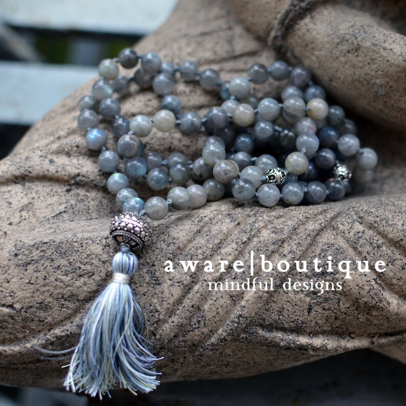 8mm White jade Gemstone 108 Beads Tassel Mala Necklace Bohemian zazen Spiritual