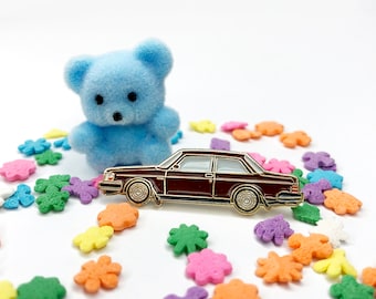 Vintage Car Enamel Pin | Volvo 240 Sedan | 70s | 80s | 90s Nostalgia