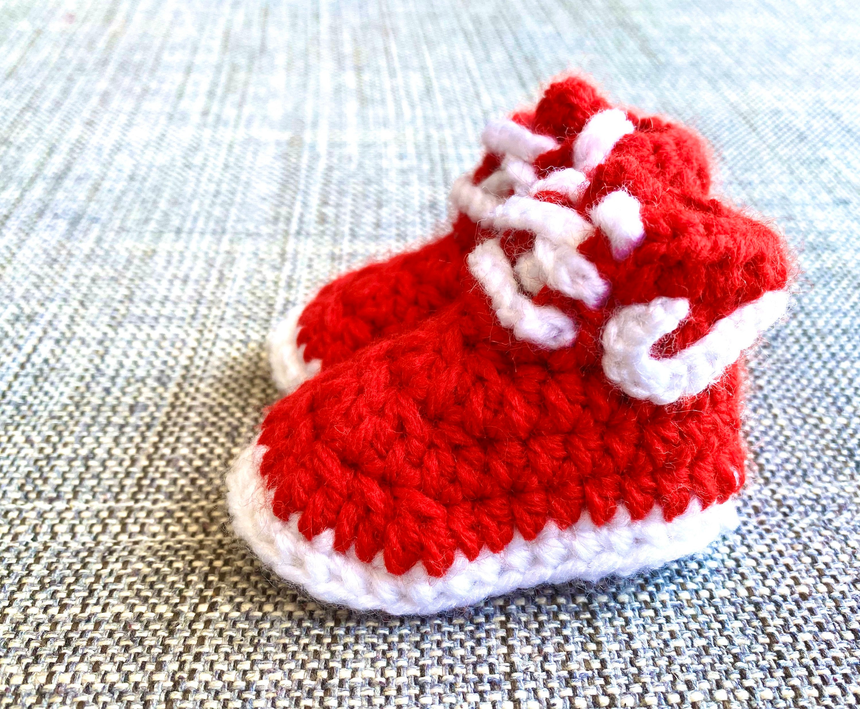 knitted nike baby shoes