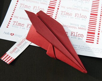 あなたと一緒なら時間があっという間に過ぎます / 紙飛行機バレンタイン / 印刷可能なバレンタインギフトタグ / キャンディーなしの教室バレンタイン / 学校 / 男の子 / 女の子