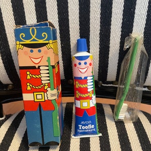 Vintage Avon- Mod Kids Pasta de dientes Toofie Soldier Paquete original