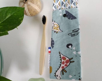 Toothbrush case, covered case, waterproof case, zero gaspi, zero waste, veronpiotcreation