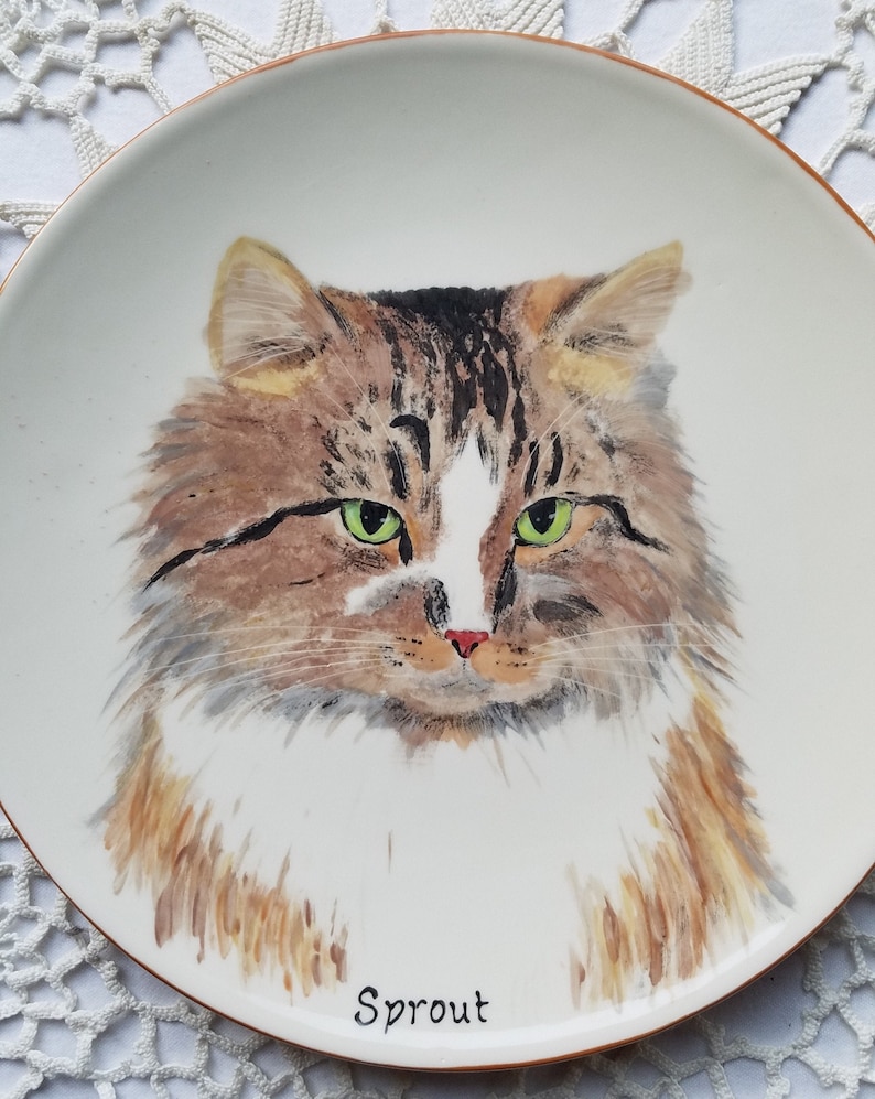 Custom pet plate made to order dog cat plate paint your favorite pet great gift for loved ones gift 10 inch dinner plate cat plate dog plate Your pet 10" plate