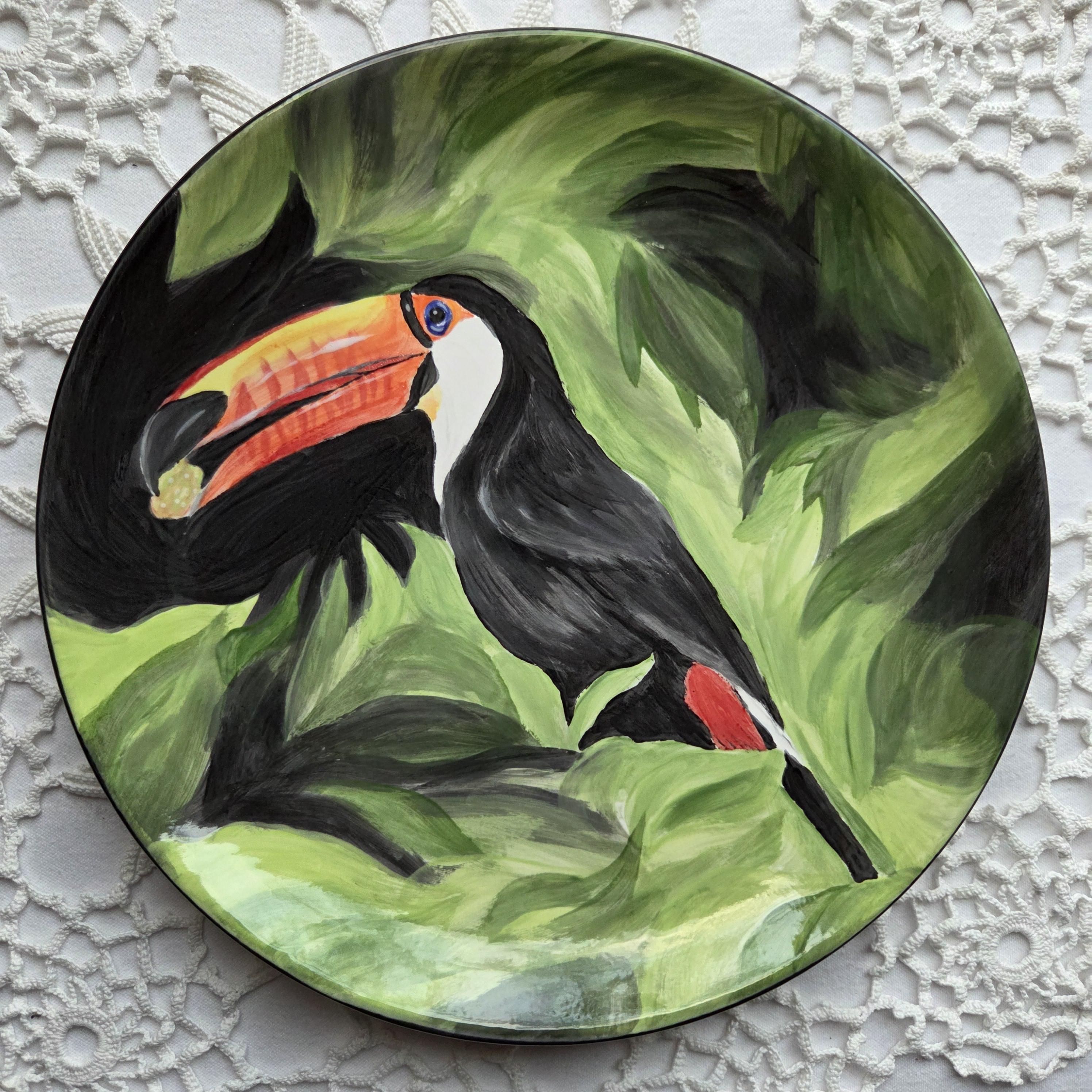 Hand Painted Ceramic African Animal Plate: Customizable Safari
