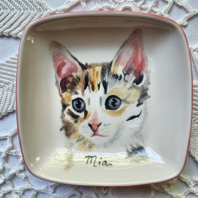 Custom cat bowl, Kitten size ceramic bowl small dog bowl animal lover gift animal pet artist dish personalized cat dish 5 bowl cat portrait image 3