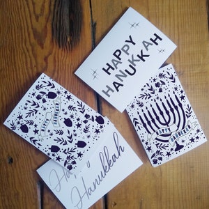 Hanukkah Karte Set Hübsche Hannukah Chanukah Urlaubsgrußkarte GeschenkVerpackung Dreidel Menorah Blau Floral Botanisches Blatt Boho Danish Design