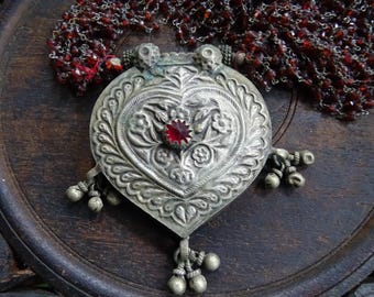 Vintage Kuchi Tribal Silver Metal Alloy Repousse Heart Pendant Necklace - Ethnic Nomadic Jewelry