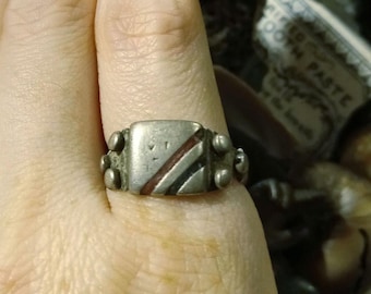 Vintage Saharan Berber Tuareg North African Silver Ring Tribal Ethnic Granulation Enamel Unisex Styling - Size 7.5 - 8 - 3.5g
