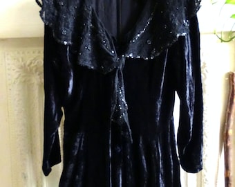 Vintage 1990's Nostalgia Inky Black Velvet Long Maxi Dress w/Lace Beaded Collar Made in India 100% Rayon - Size S