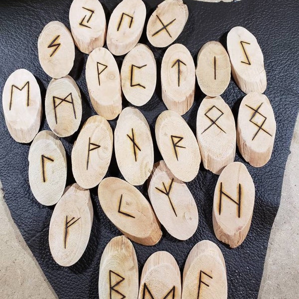 Driftwood rune set